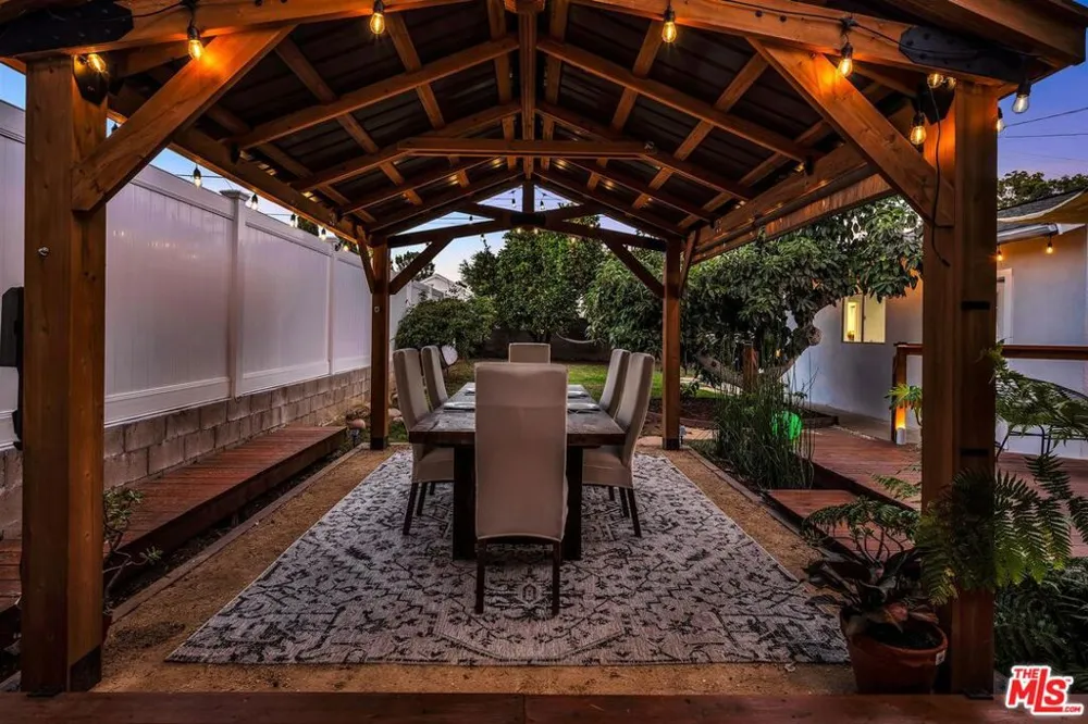 853 22nd Street Santa Monica, CA 90403