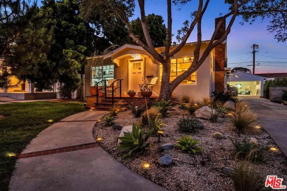 853 22nd Street Santa Monica, CA 90403