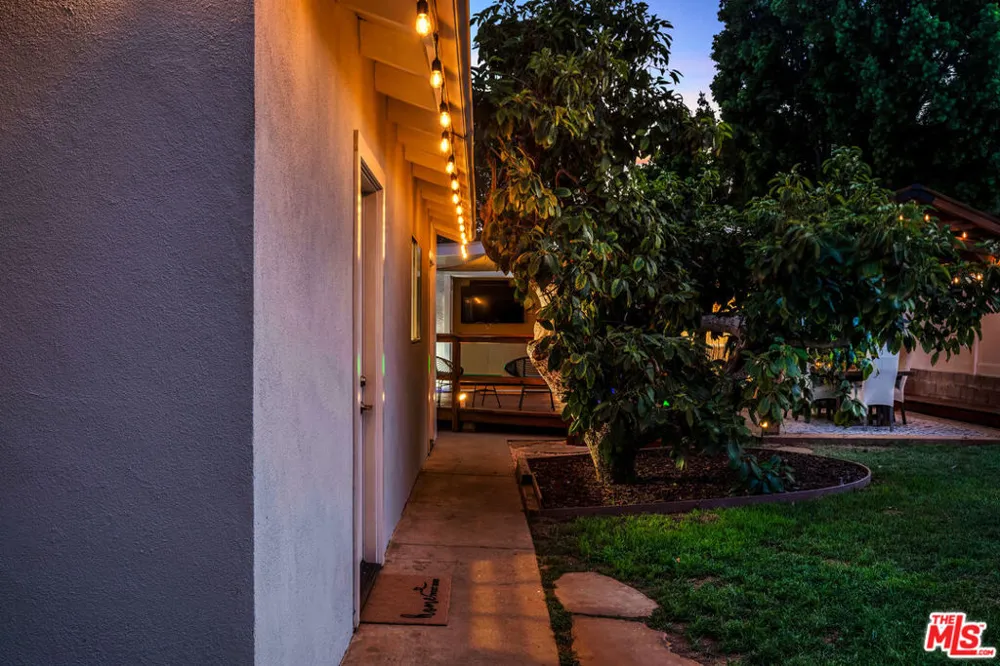 853 22nd Street Santa Monica, CA 90403