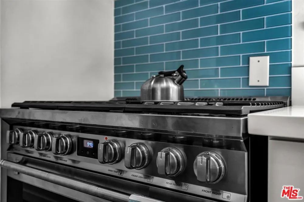 853 22nd Street Santa Monica, CA 90403
