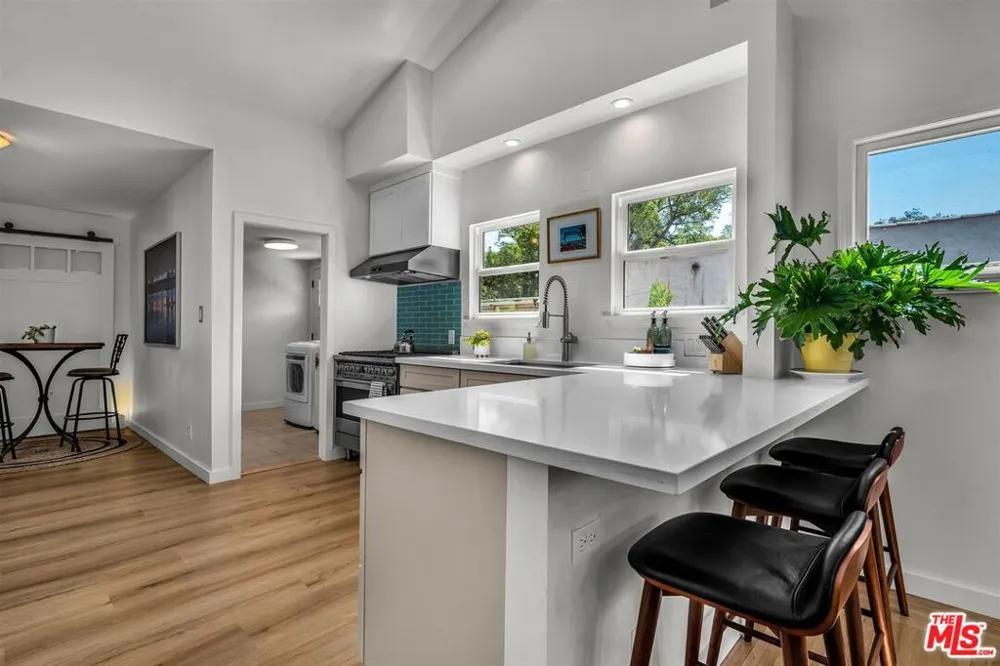 853 22nd Street Santa Monica, CA 90403