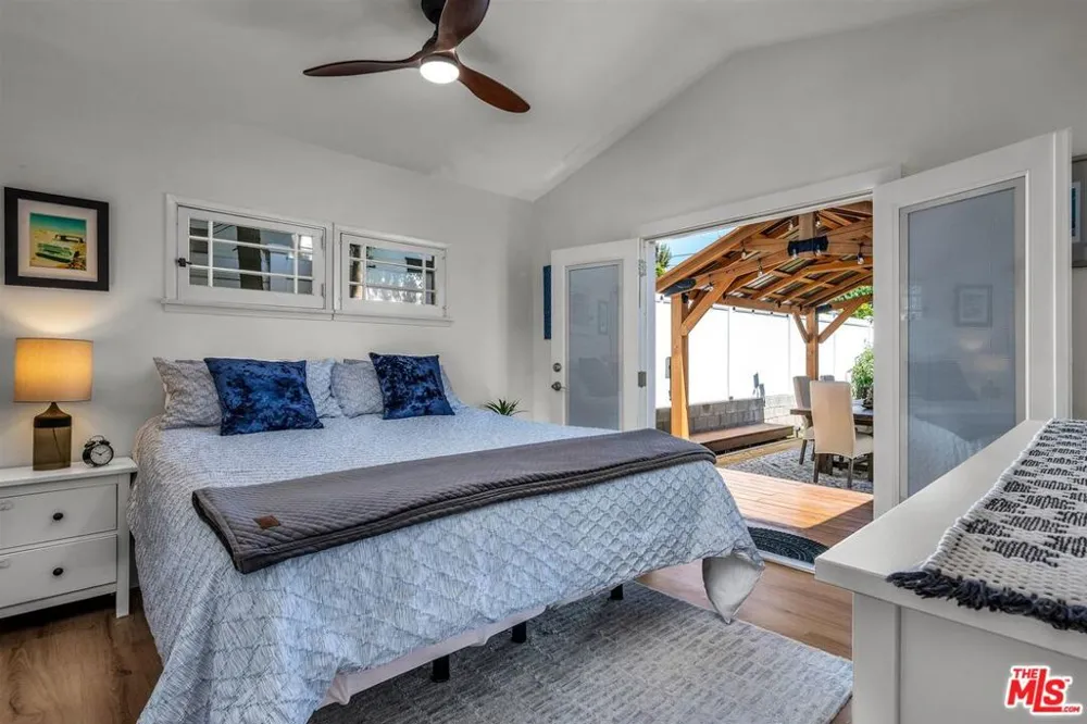 853 22nd Street Santa Monica, CA 90403