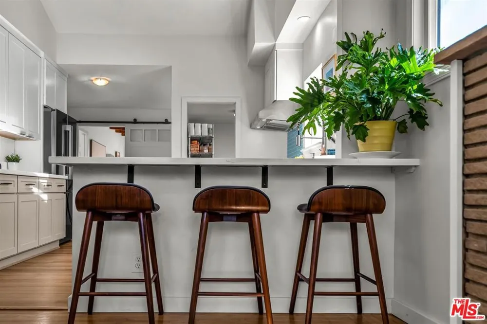 853 22nd Street Santa Monica, CA 90403