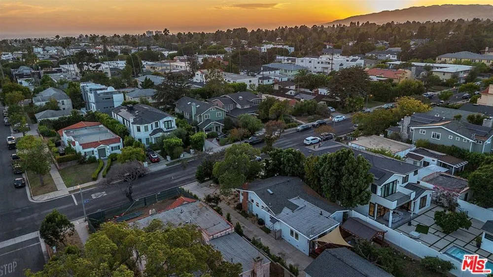 853 22nd Street Santa Monica, CA 90403