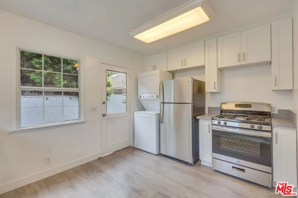 4177 Ince Boulevard Culver City, CA 90232