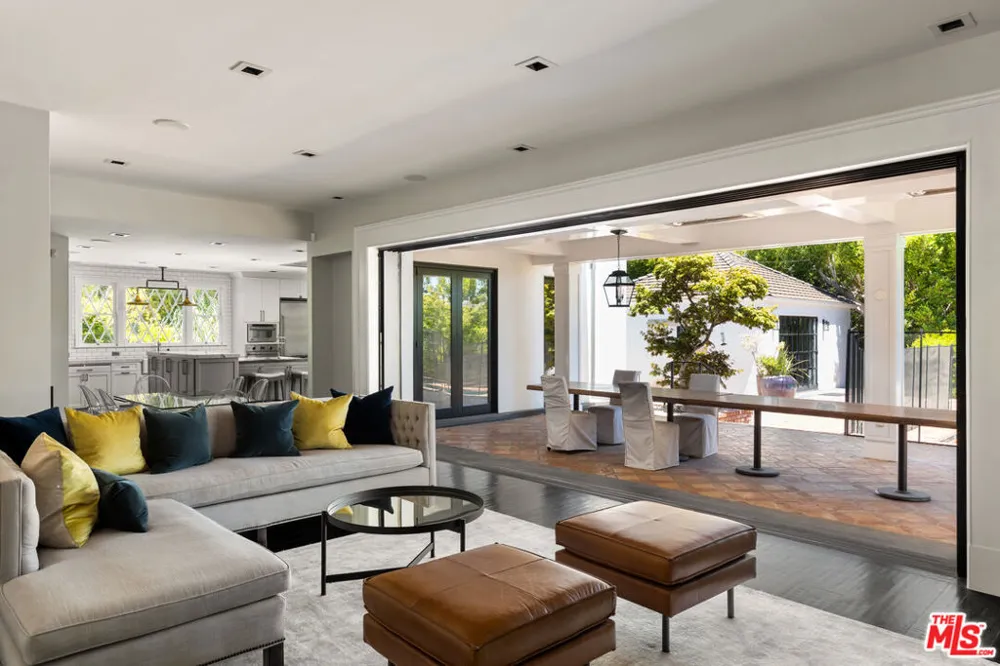 908 Rexford Drive Beverly Hills, CA 90210