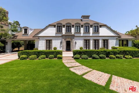 908 Rexford Drive