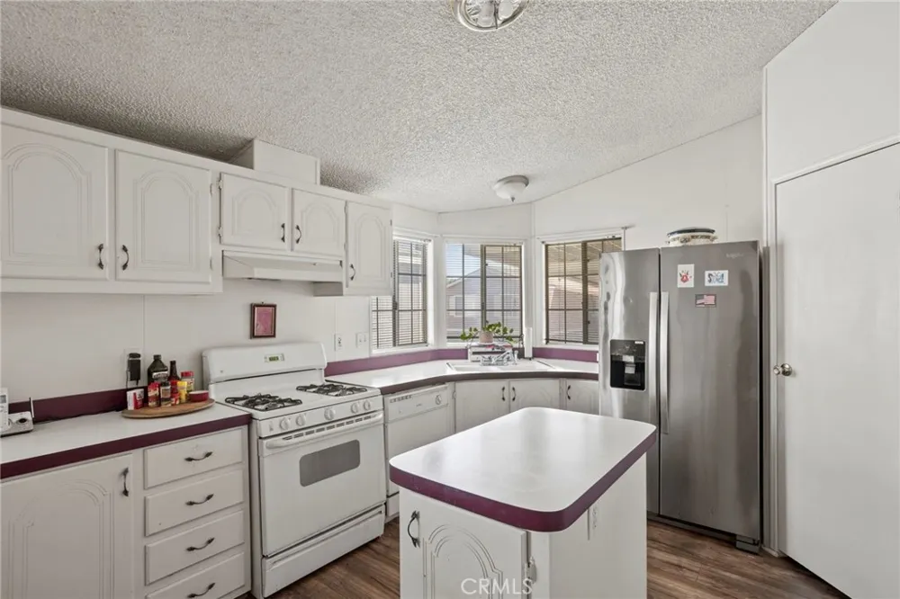 1855 E Riverside #187 Ontario, CA 91761