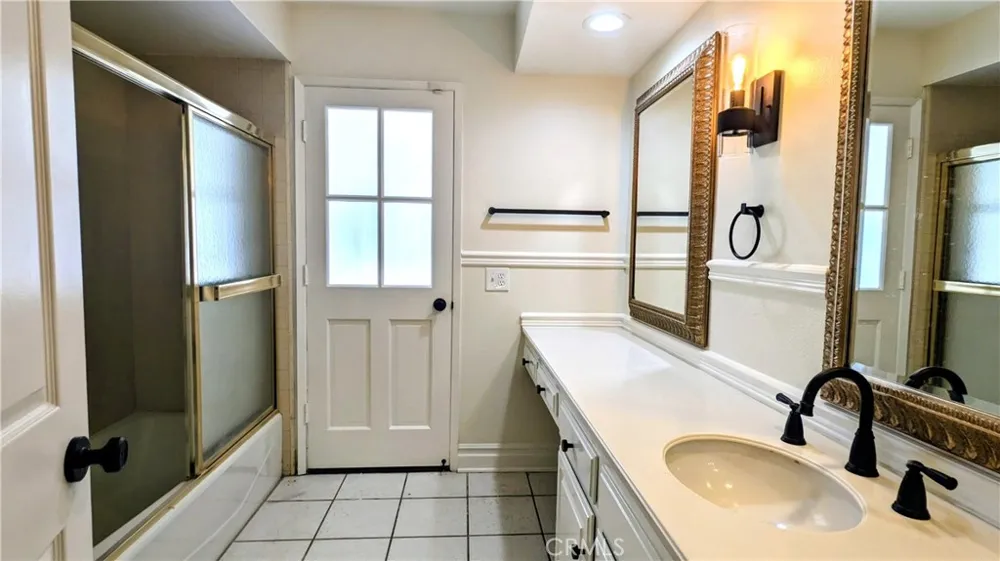 460 S Bridge View Anaheim, CA 92808