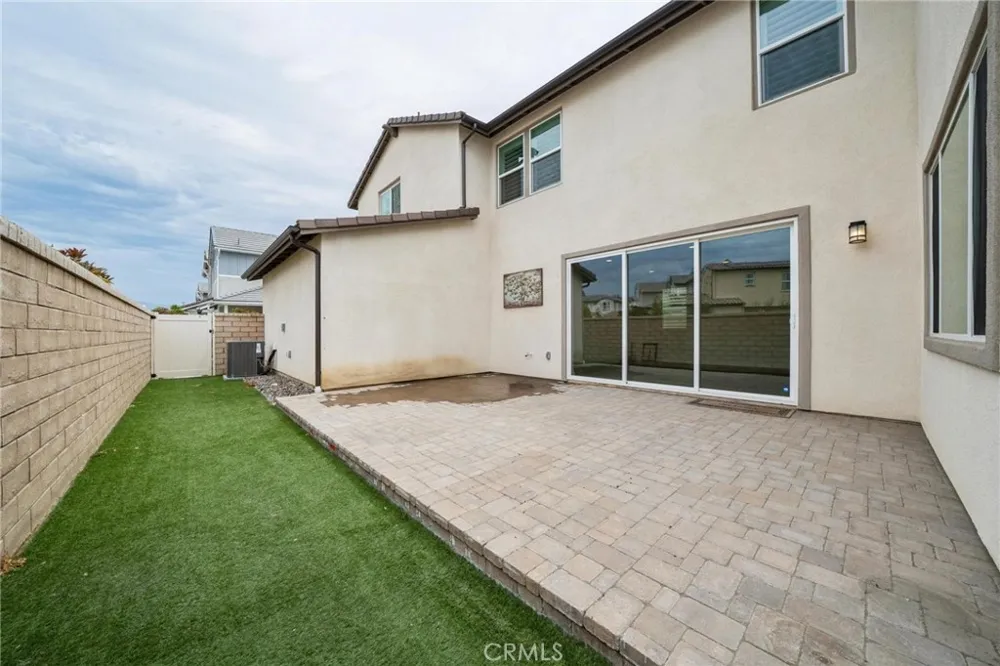 164 S Nevada Avenue Ventura, CA 93004