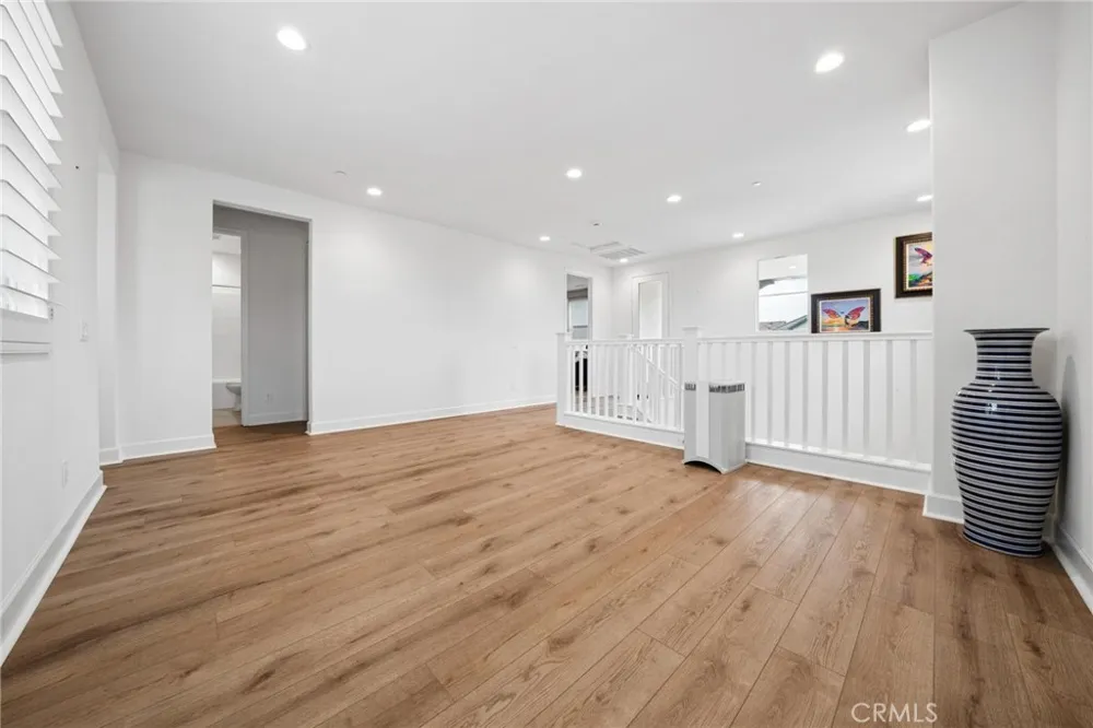 164 S Nevada Avenue Ventura, CA 93004