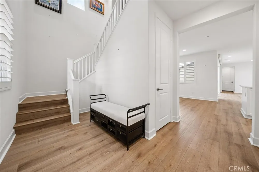 164 S Nevada Avenue Ventura, CA 93004