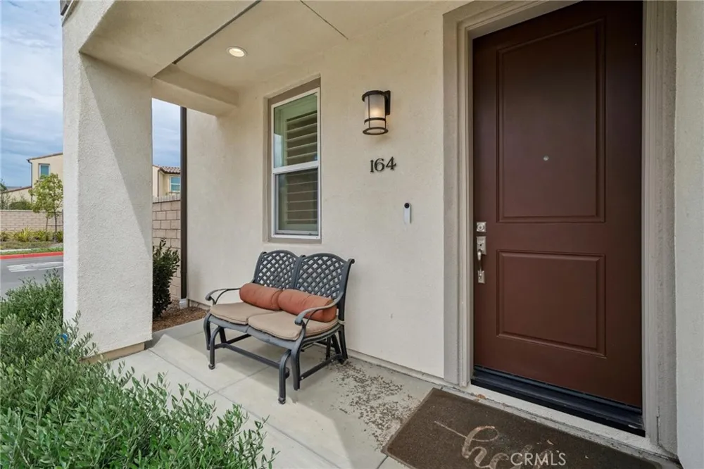 164 S Nevada Avenue Ventura, CA 93004