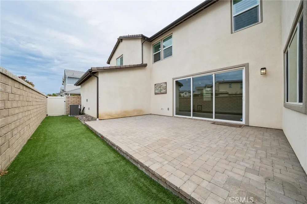 164 S Nevada Avenue Ventura, CA 93004