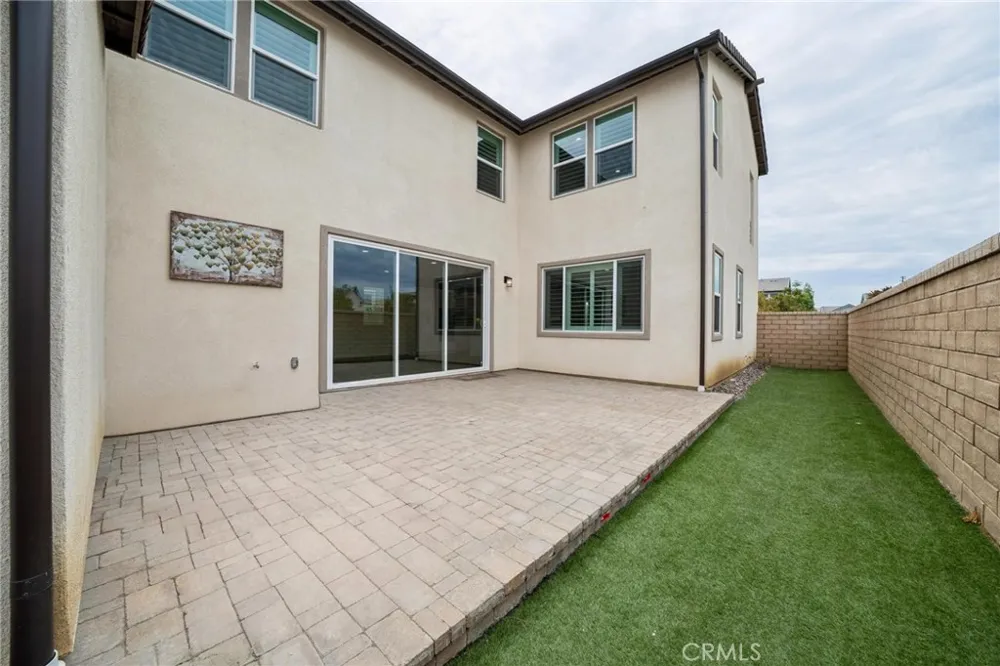 164 S Nevada Avenue Ventura, CA 93004