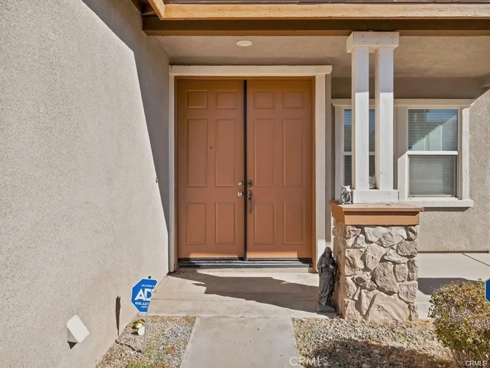 15128 Colville Court Victorville, CA 92394