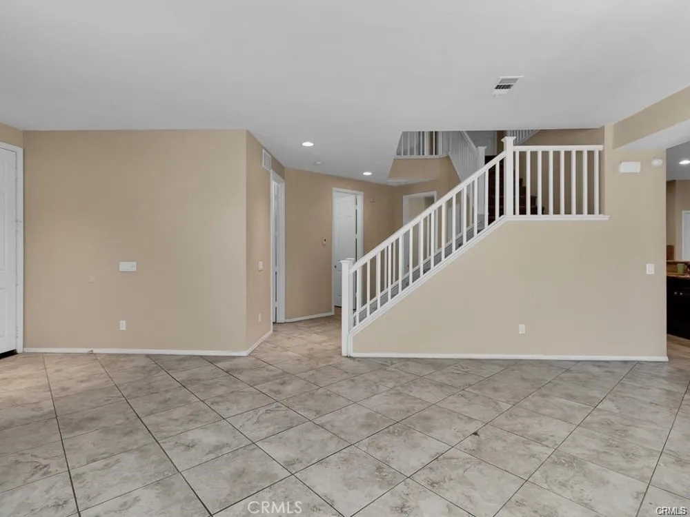 15128 Colville Court Victorville, CA 92394