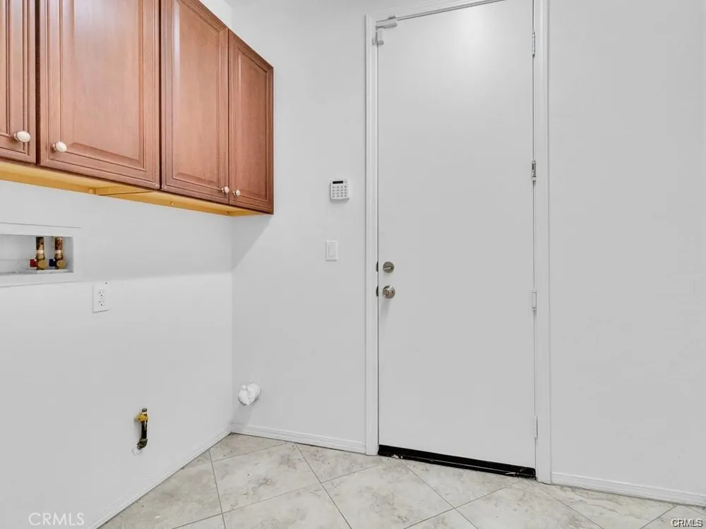 15128 Colville Court Victorville, CA 92394