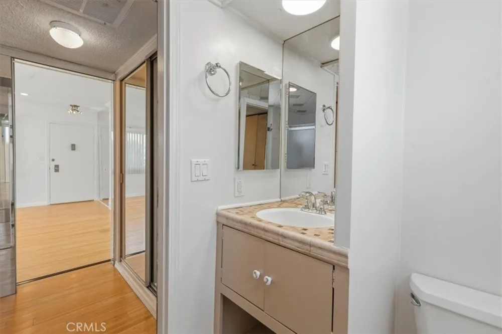 1115 Cordova Street #123 Pasadena, CA 91106