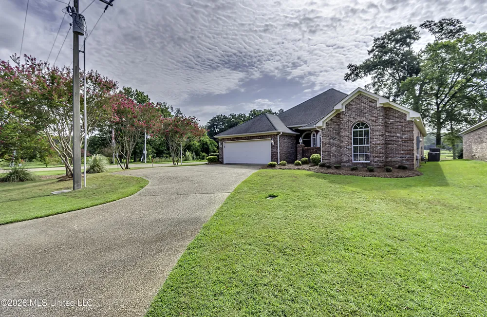 381 Bradford Drive Brandon, MS 39047