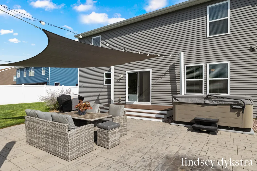 836 Wild Flower Court Wayland, MI 49348