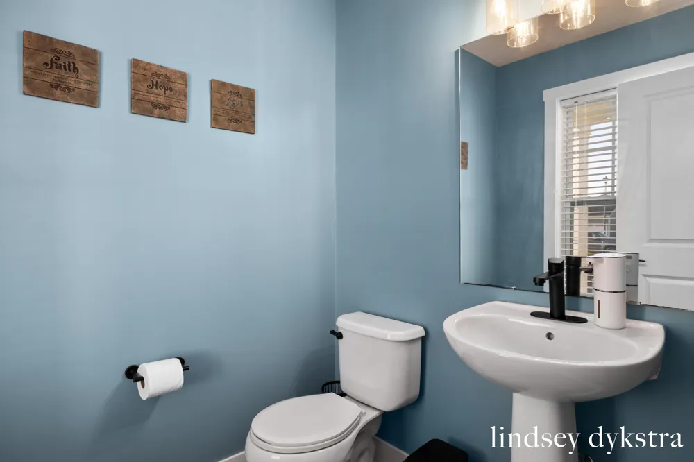 836 Wild Flower Court Wayland, MI 49348