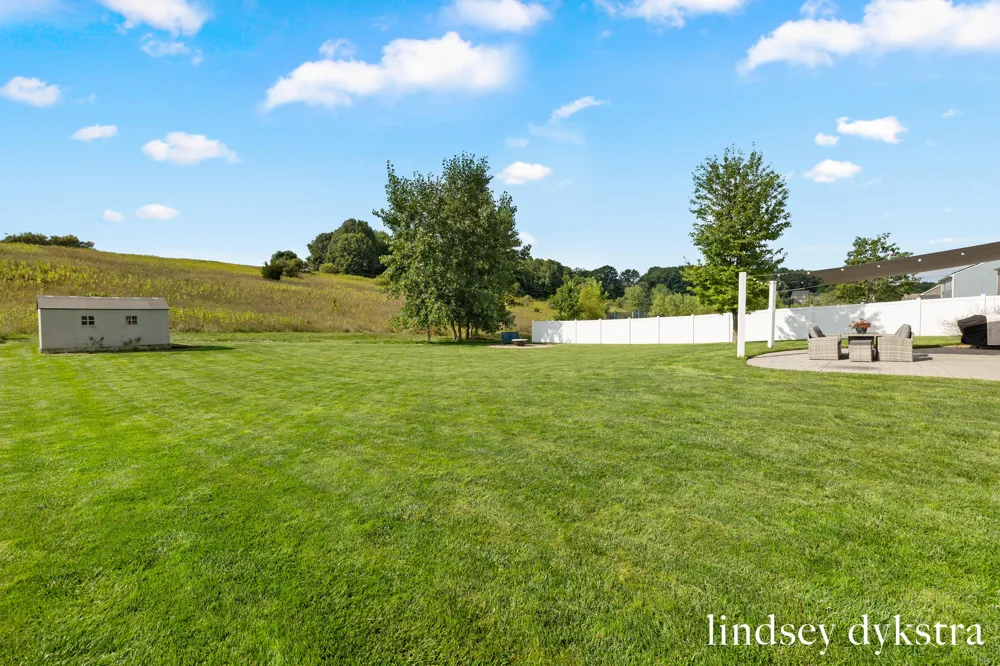 836 Wild Flower Court Wayland, MI 49348