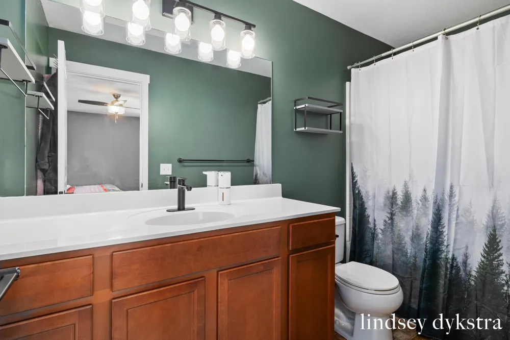 836 Wild Flower Court Wayland, MI 49348