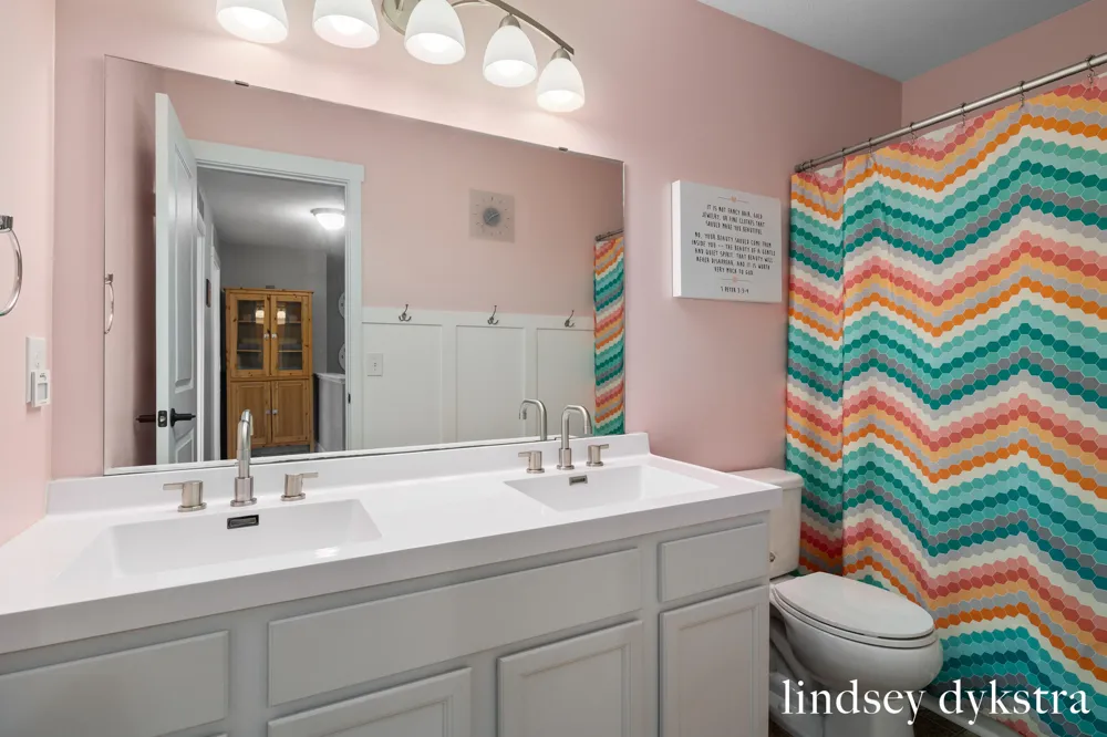 836 Wild Flower Court Wayland, MI 49348