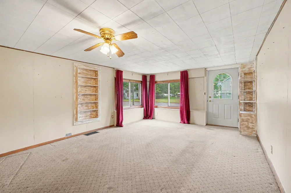 412 E Franklin Street Otsego, MI 49078