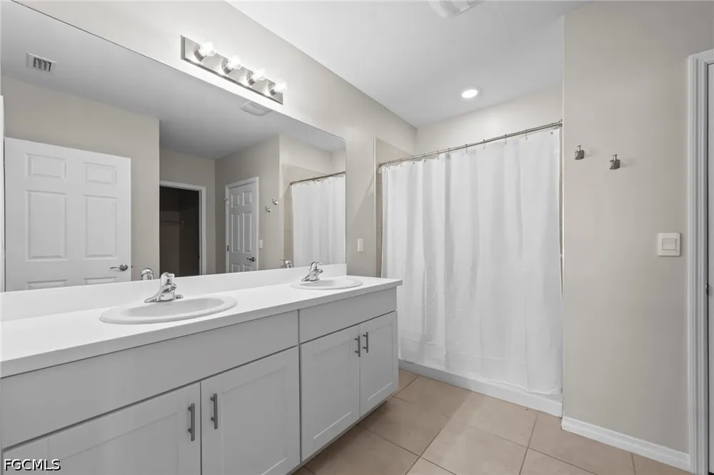 SW 29th Avenue Cape Coral, FL 33991