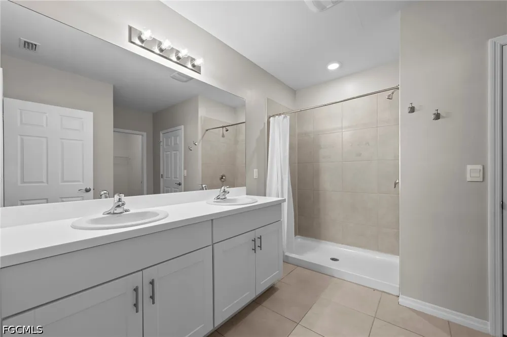 SW 29th Avenue Cape Coral, FL 33991