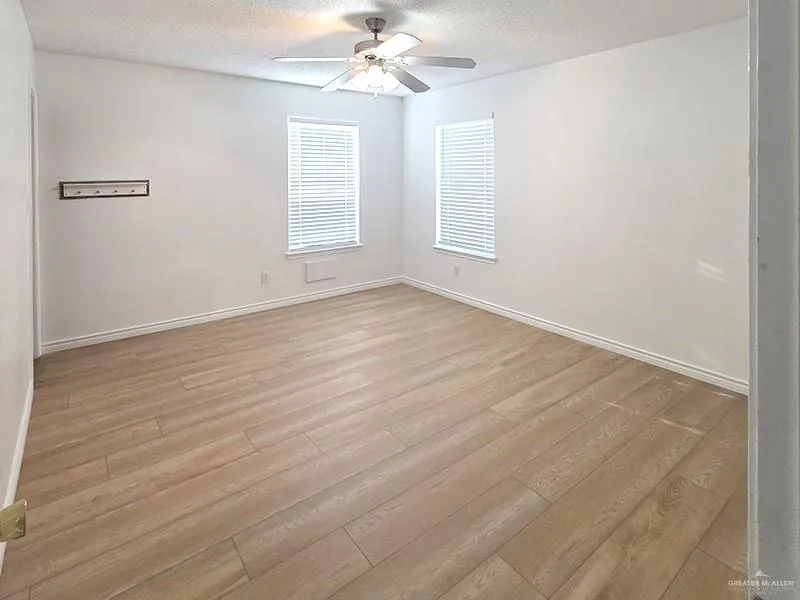3217 Queens Avenue McAllen, TX 78504