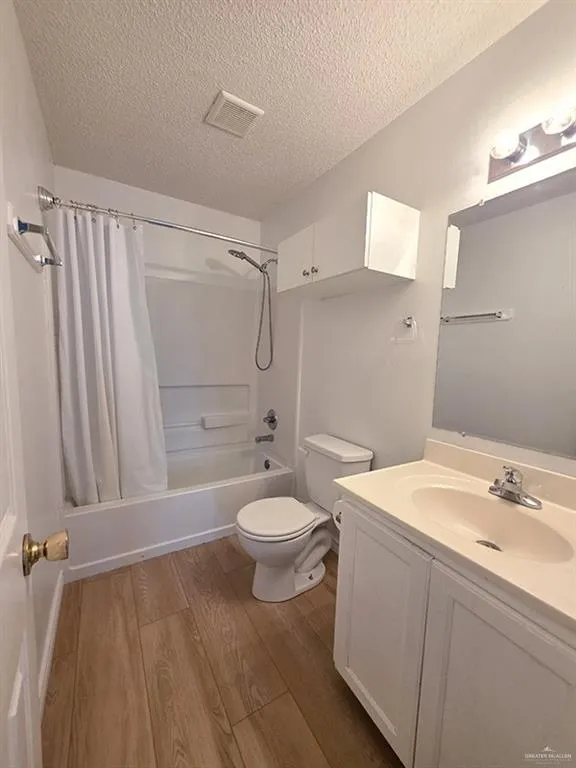 3217 Queens Avenue McAllen, TX 78504
