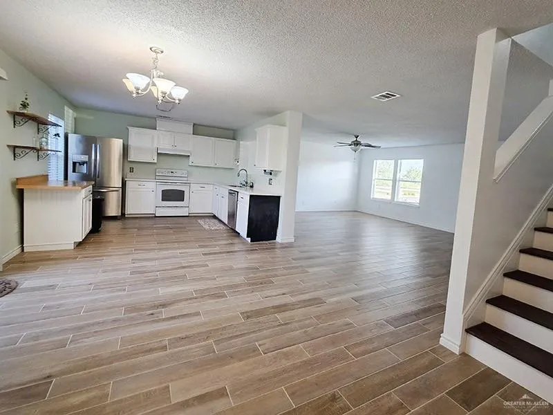 3217 Queens Avenue McAllen, TX 78504