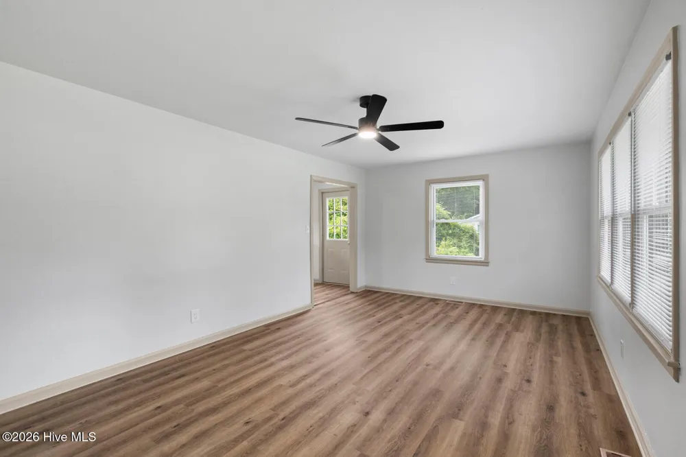 209 Diane Drive Jacksonville, NC 28540