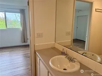 4326 156th Street SE #1A Lynnwood, WA 98087