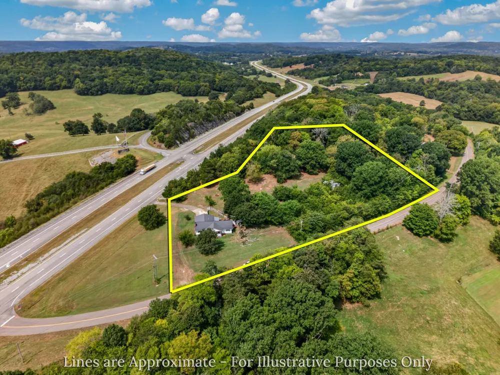 2385 Pulaski Hwy Fayetteville, TN 37334