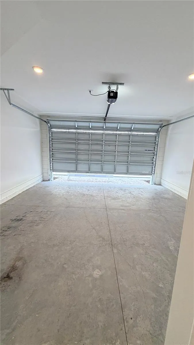 15045 GROVESIDE ROAD Winter Garden, FL 34787