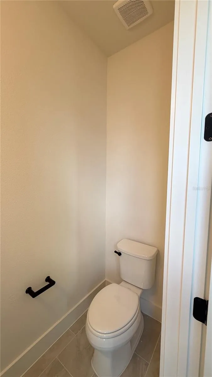 15045 GROVESIDE ROAD Winter Garden, FL 34787