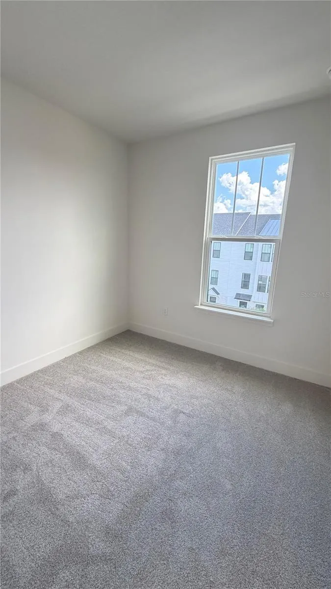 15045 GROVESIDE ROAD Winter Garden, FL 34787