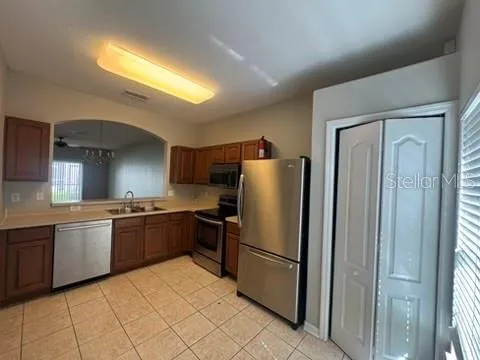 3404 HIGH HAMPTON CIRCLE Tampa, FL 33610