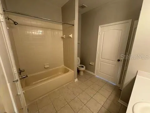 3404 HIGH HAMPTON CIRCLE Tampa, FL 33610