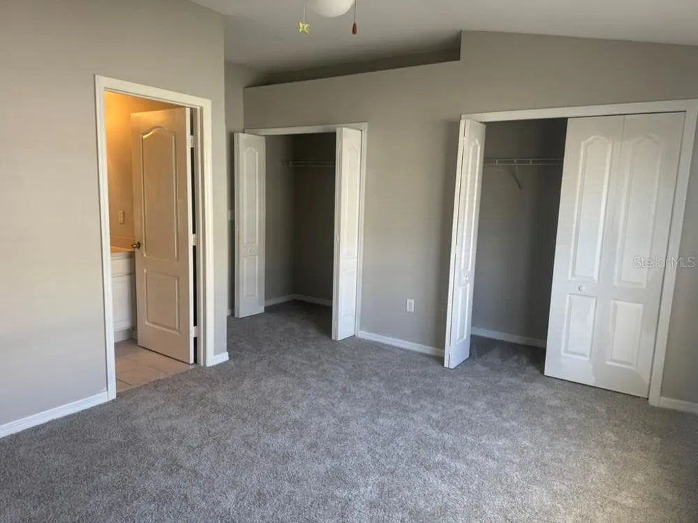 3404 HIGH HAMPTON CIRCLE Tampa, FL 33610