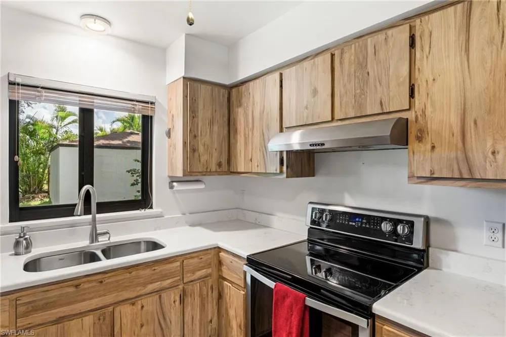 18217 Oriole Road Fort Myers, FL 33967