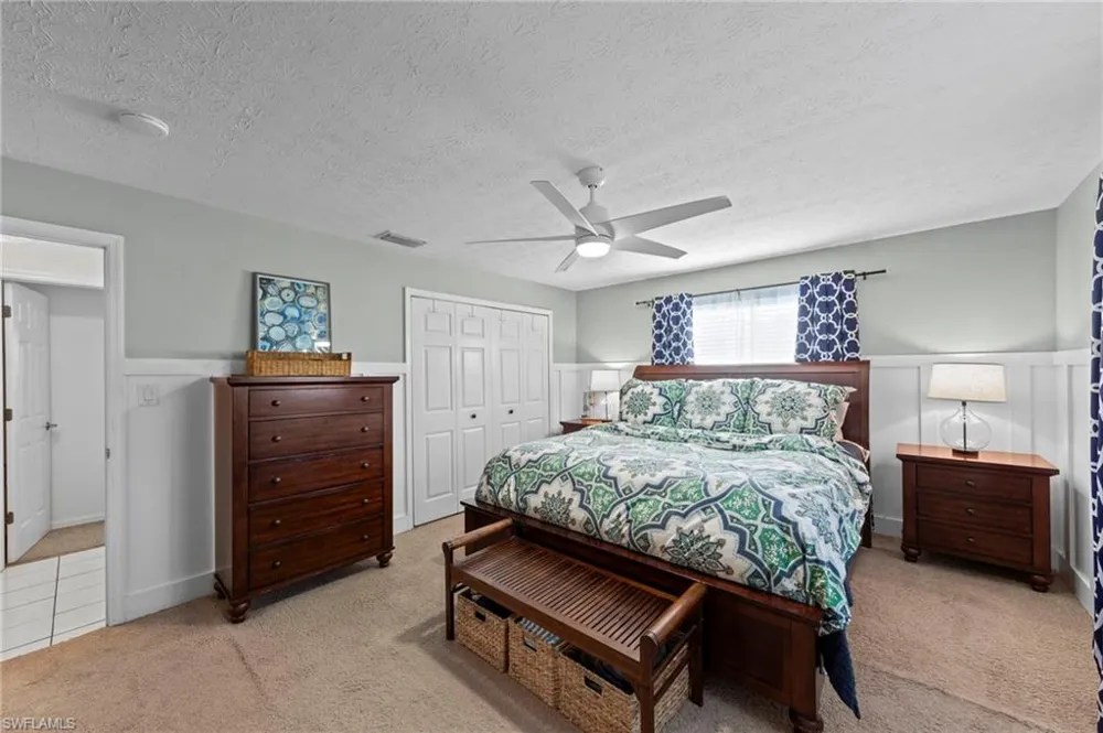 871 Entrada Drive S Fort Myers, FL 33919