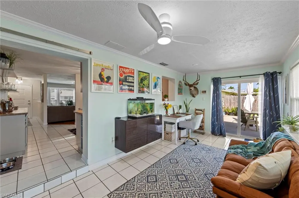 871 Entrada Drive S Fort Myers, FL 33919
