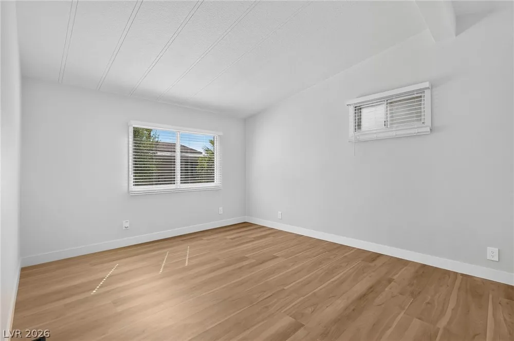 5525 Tres Piedras Road Las Vegas, NV 89122