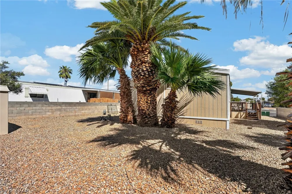 5525 Tres Piedras Road Las Vegas, NV 89122