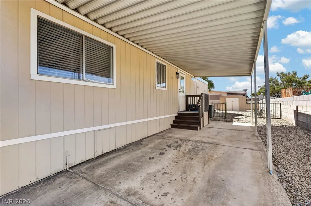 5525 Tres Piedras Road Las Vegas, NV 89122